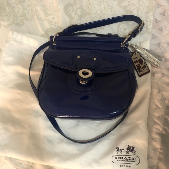 Coach Handbags - Coach Willis Cross-body Bag